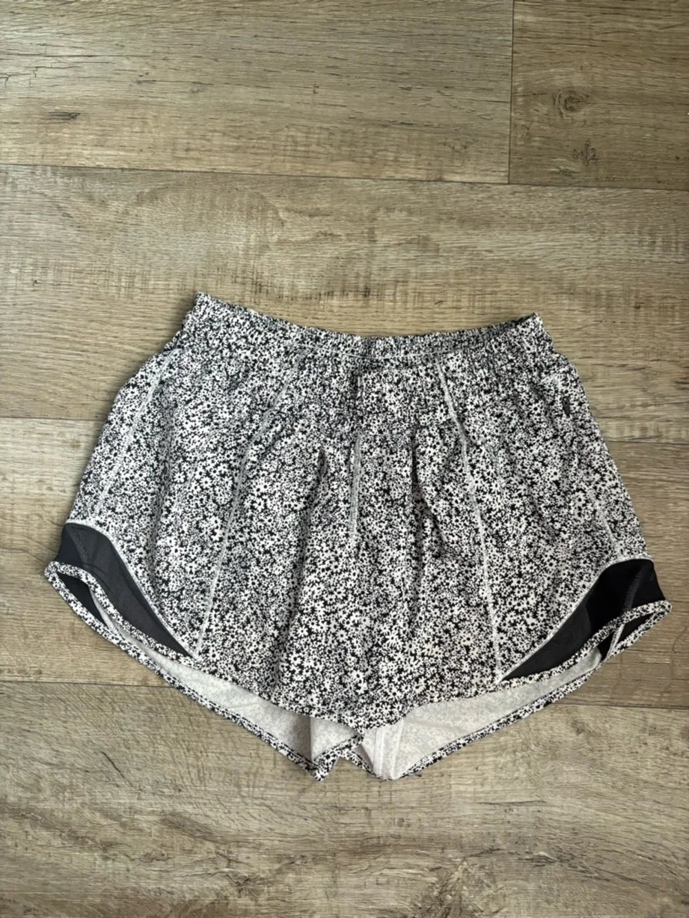 lululemon athletica lululemon hotty